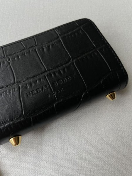DELI CASE (BLACK) - URBAN BOBBY